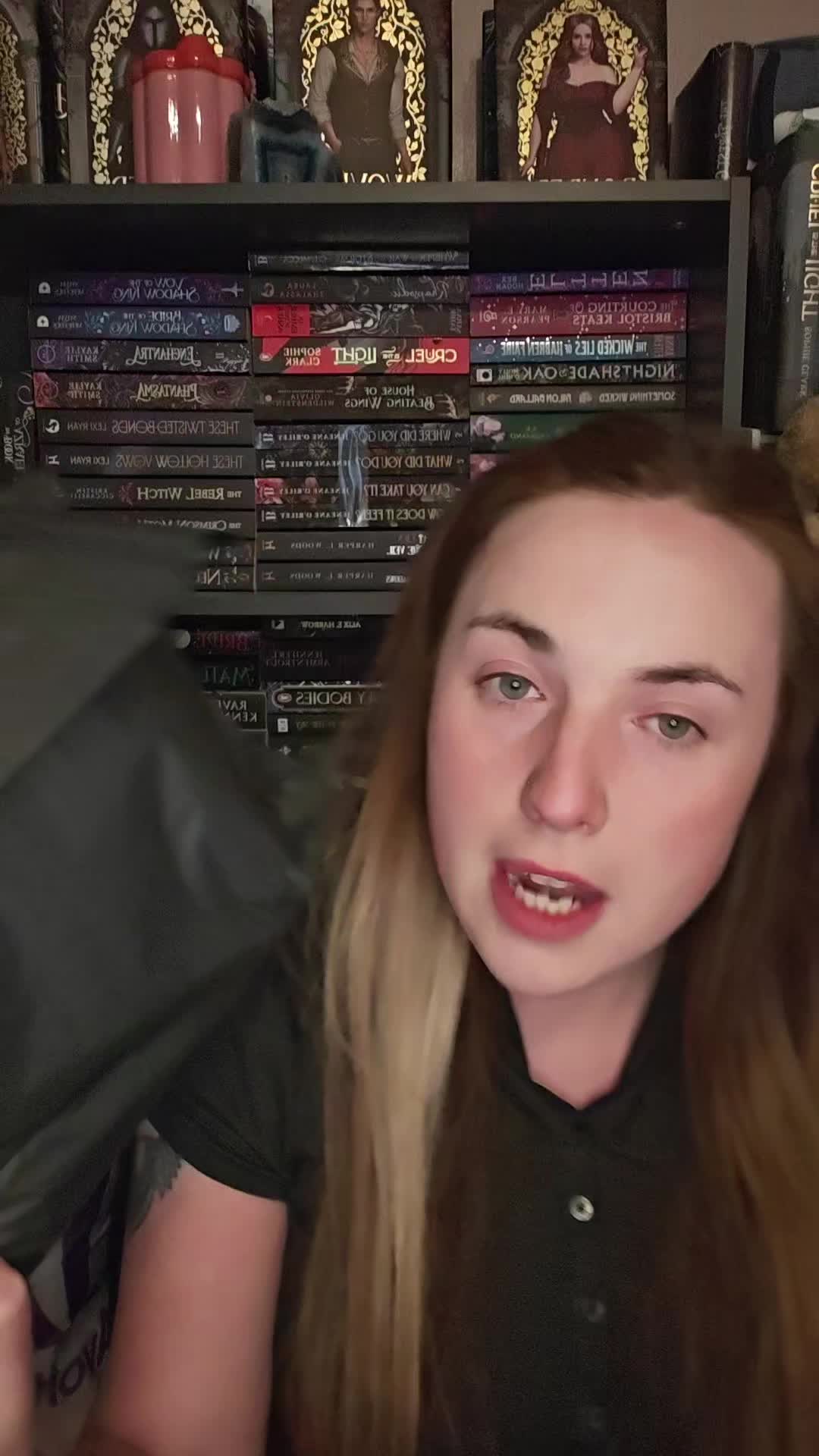 @BooksWithBrooke📚