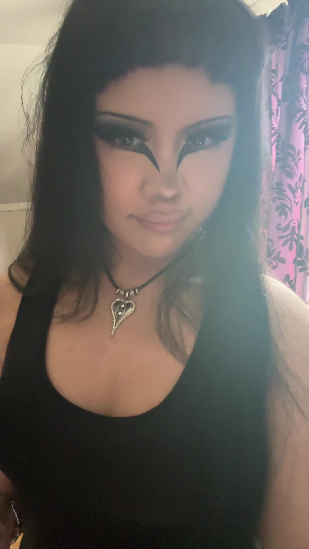 @☠️ CannibalGrrl ୧ ‧₊° 🥩🦴 ⋅