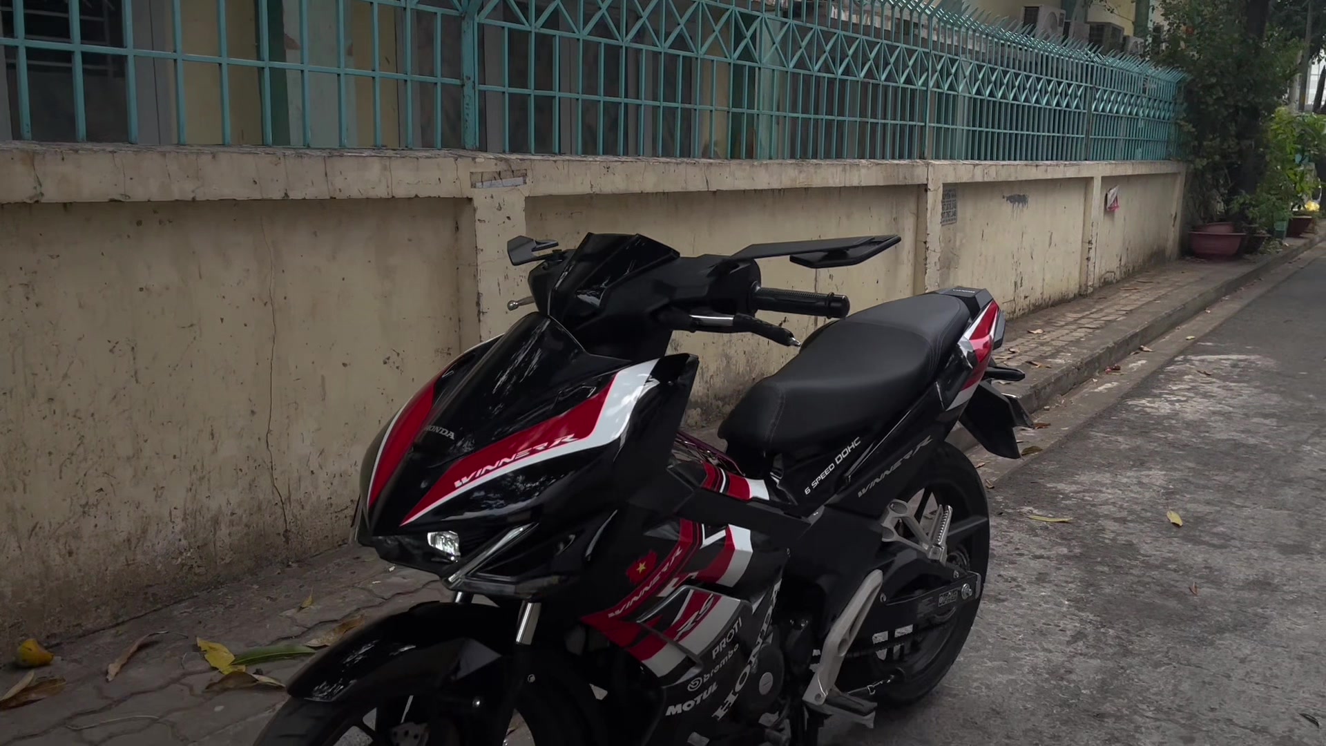 @Trai nhìn ổn