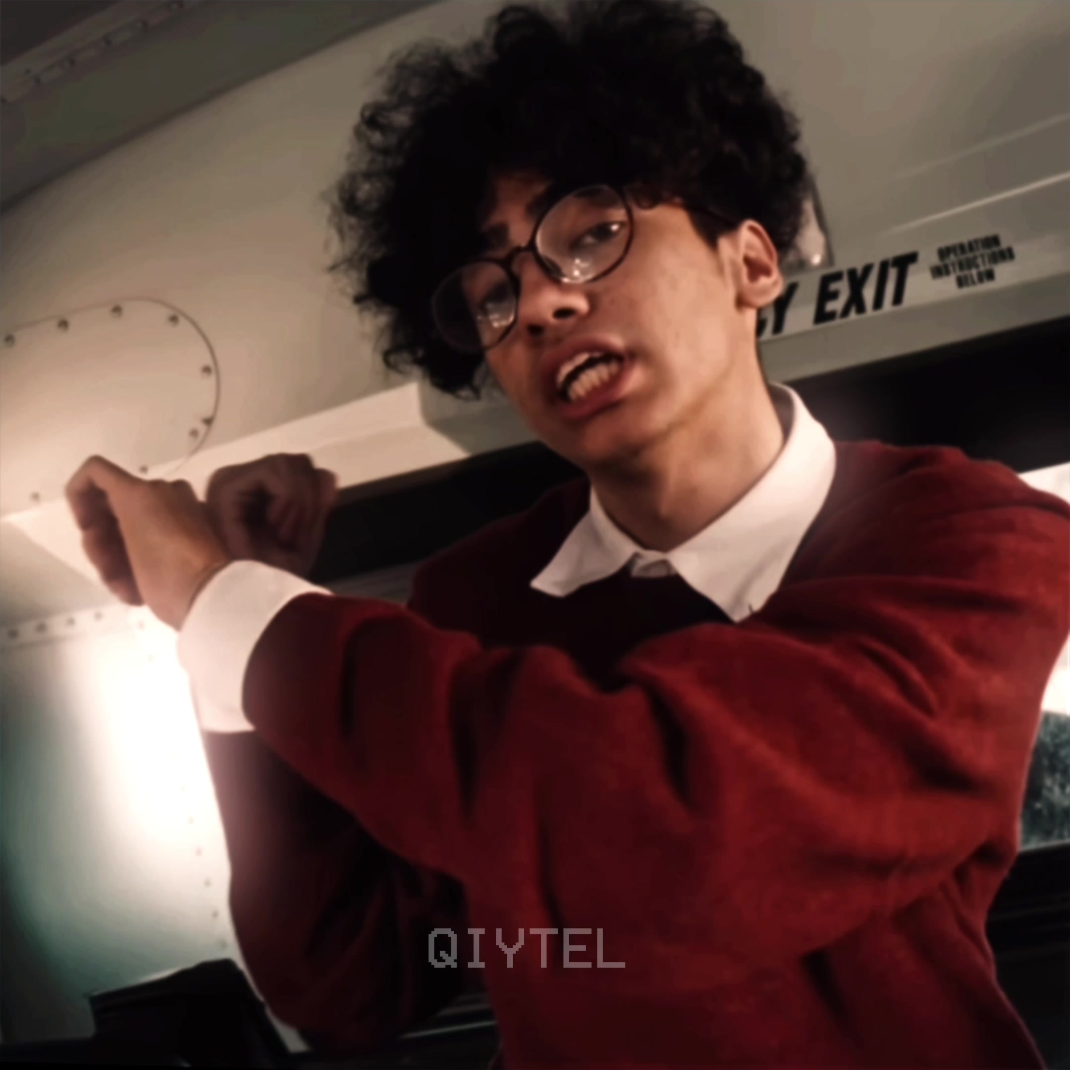 @Qiytel