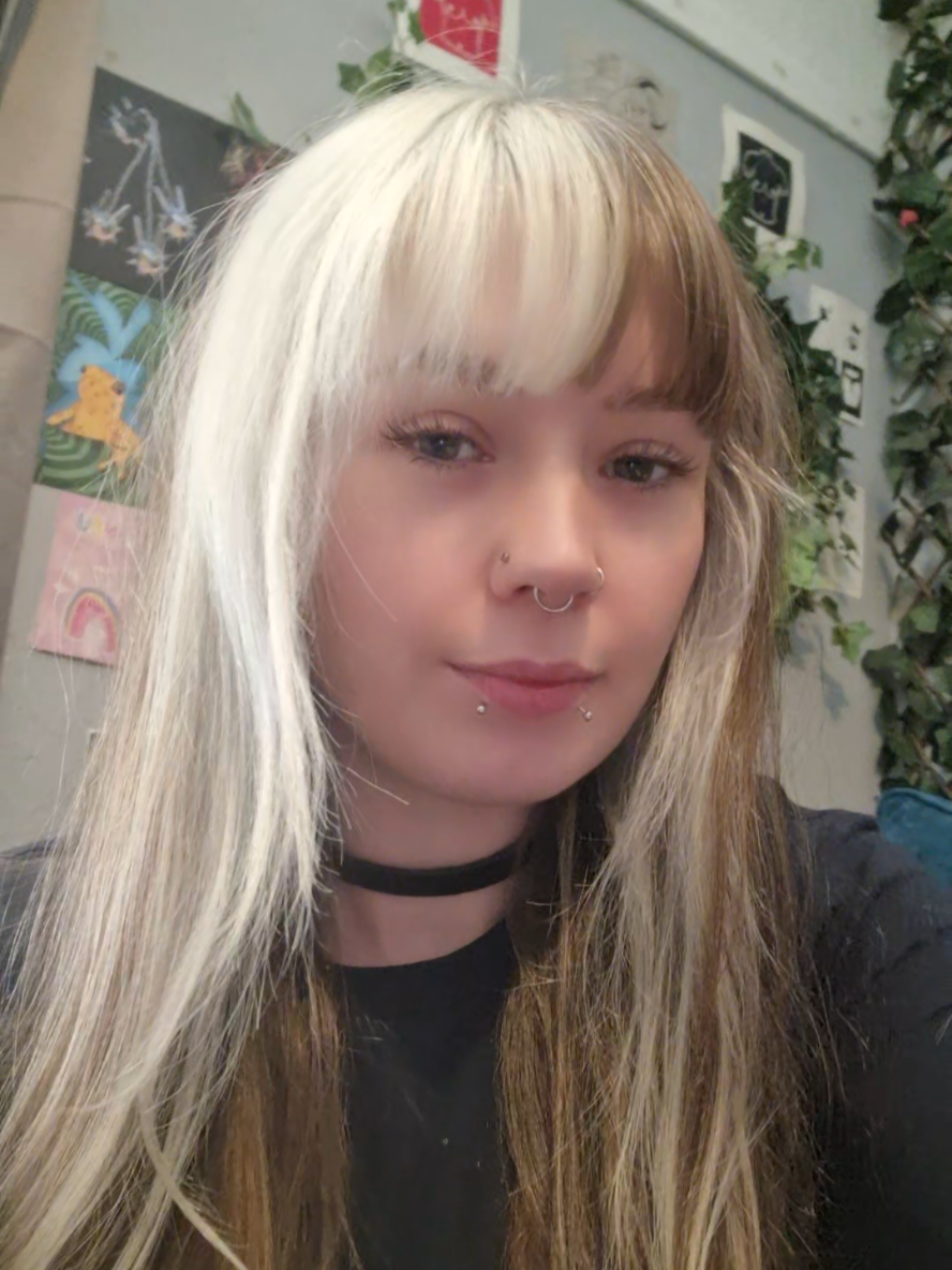 @Bailey (lilpixiekitten)