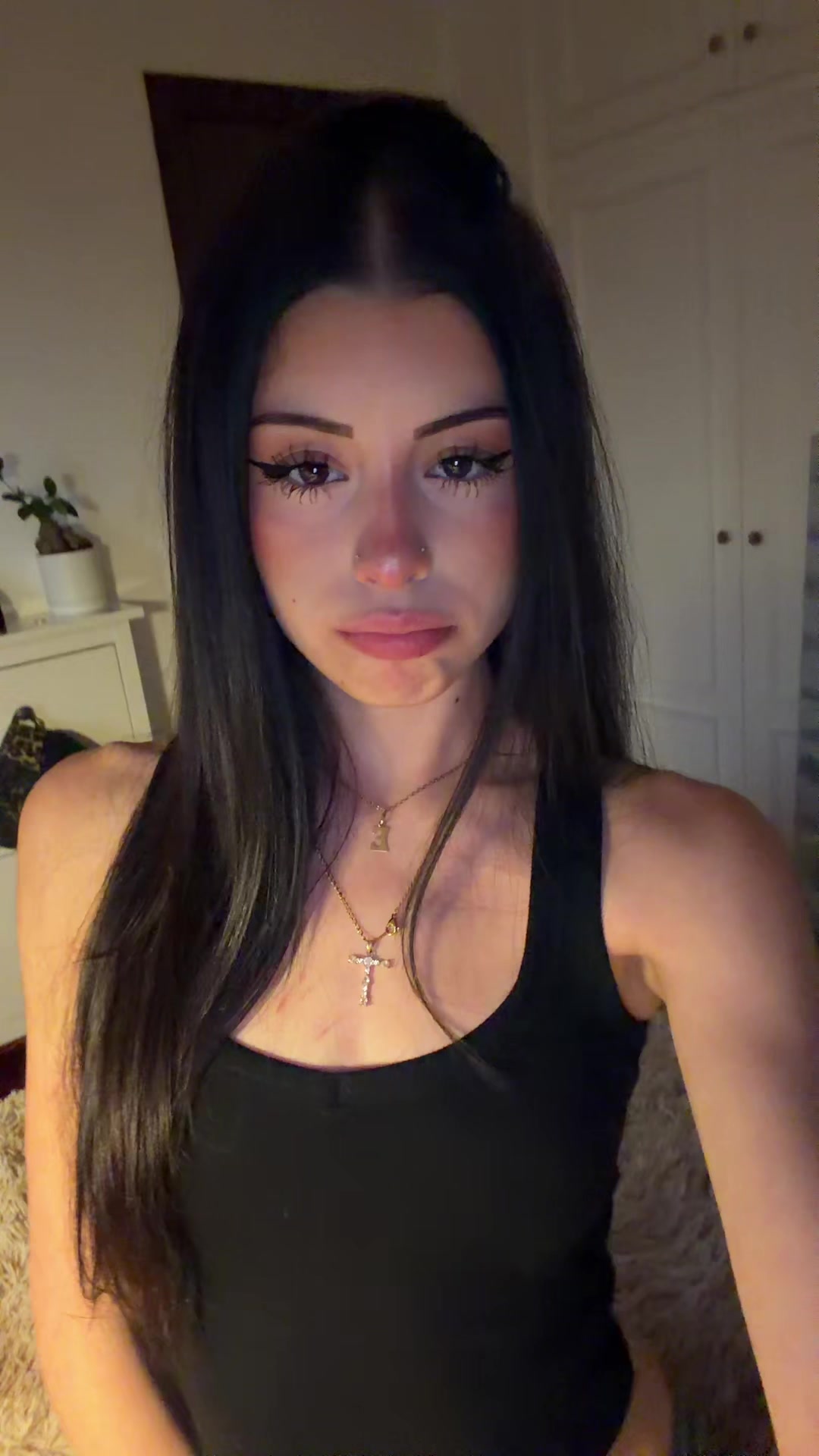 @i ‧₊🍒˚✮
