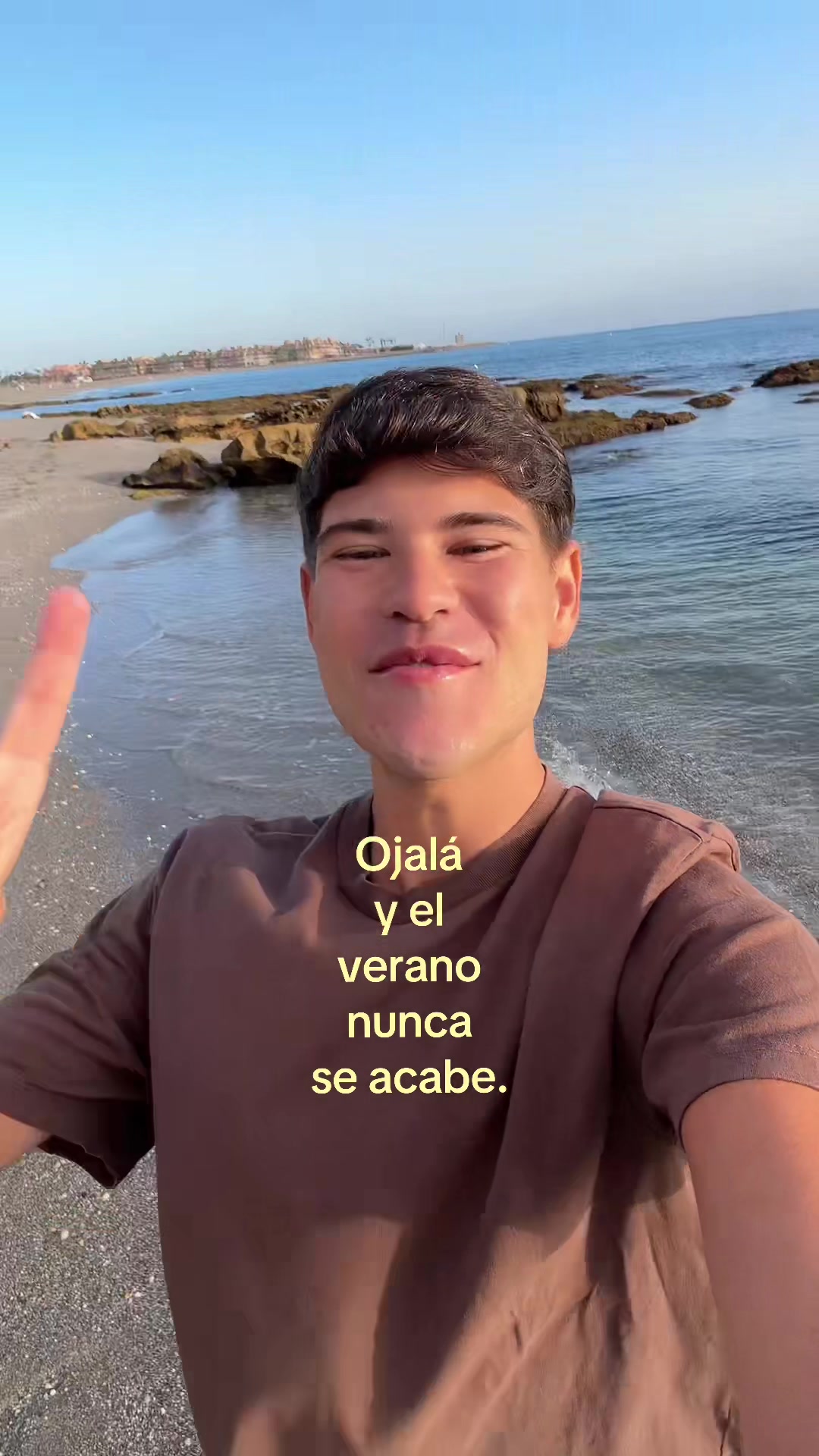 @Juan García