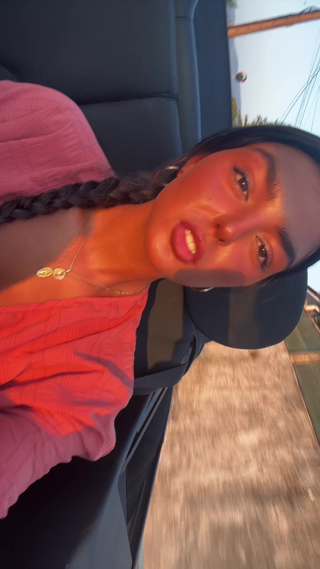@adrianagago