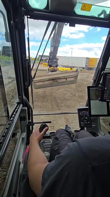 @Webbson_The_Digger