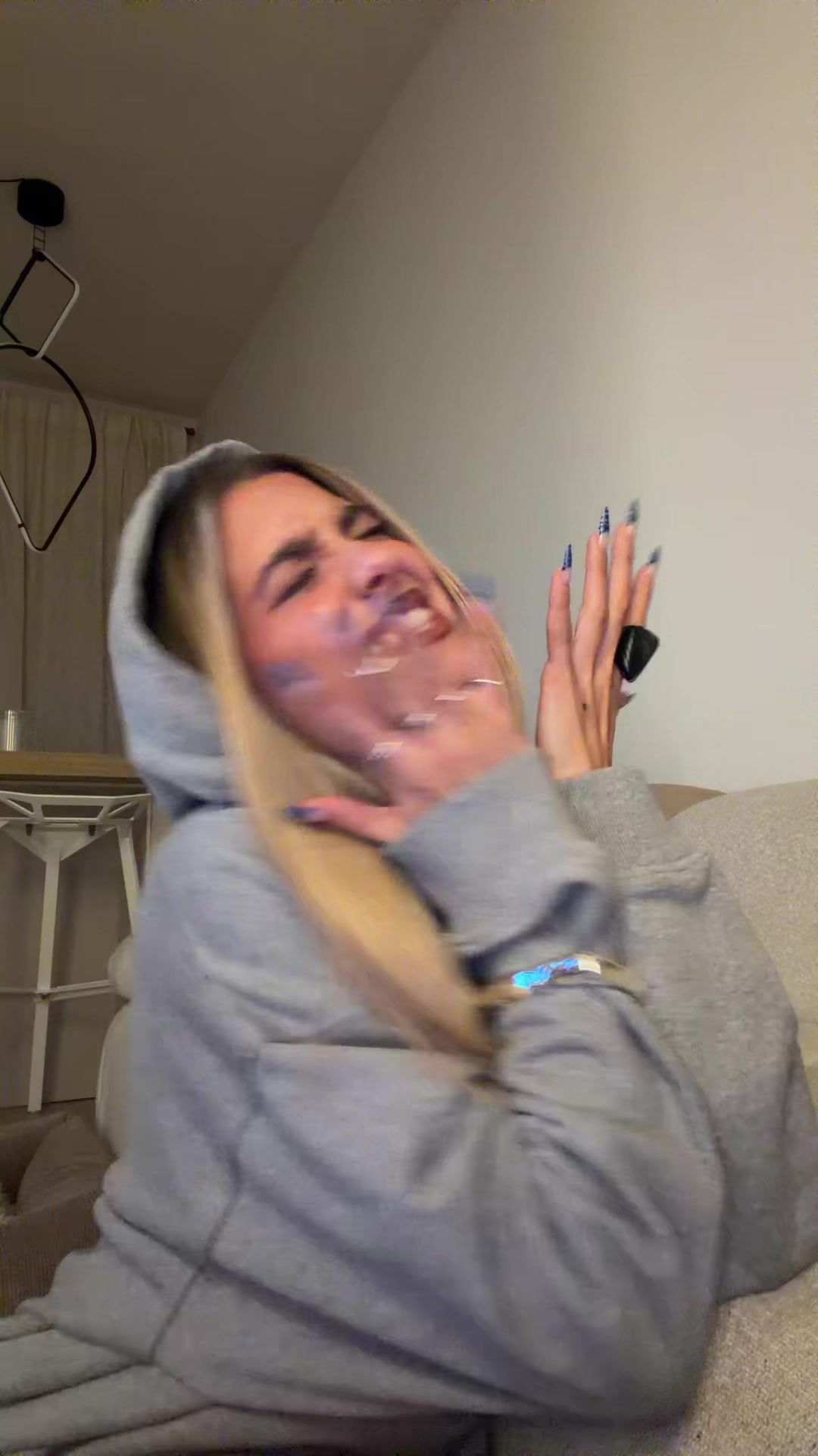 @aleale1206