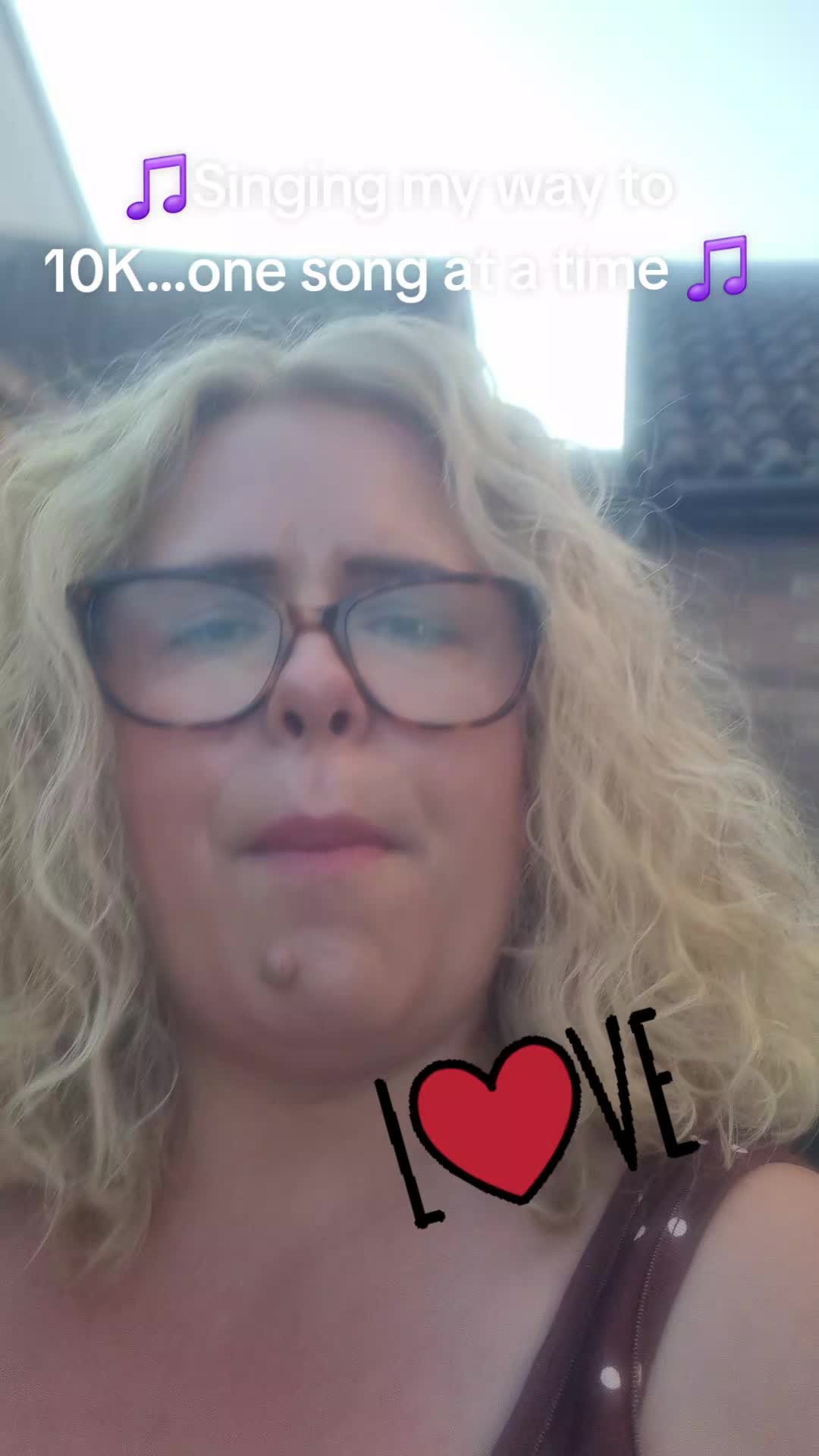 @AmieThingGoes