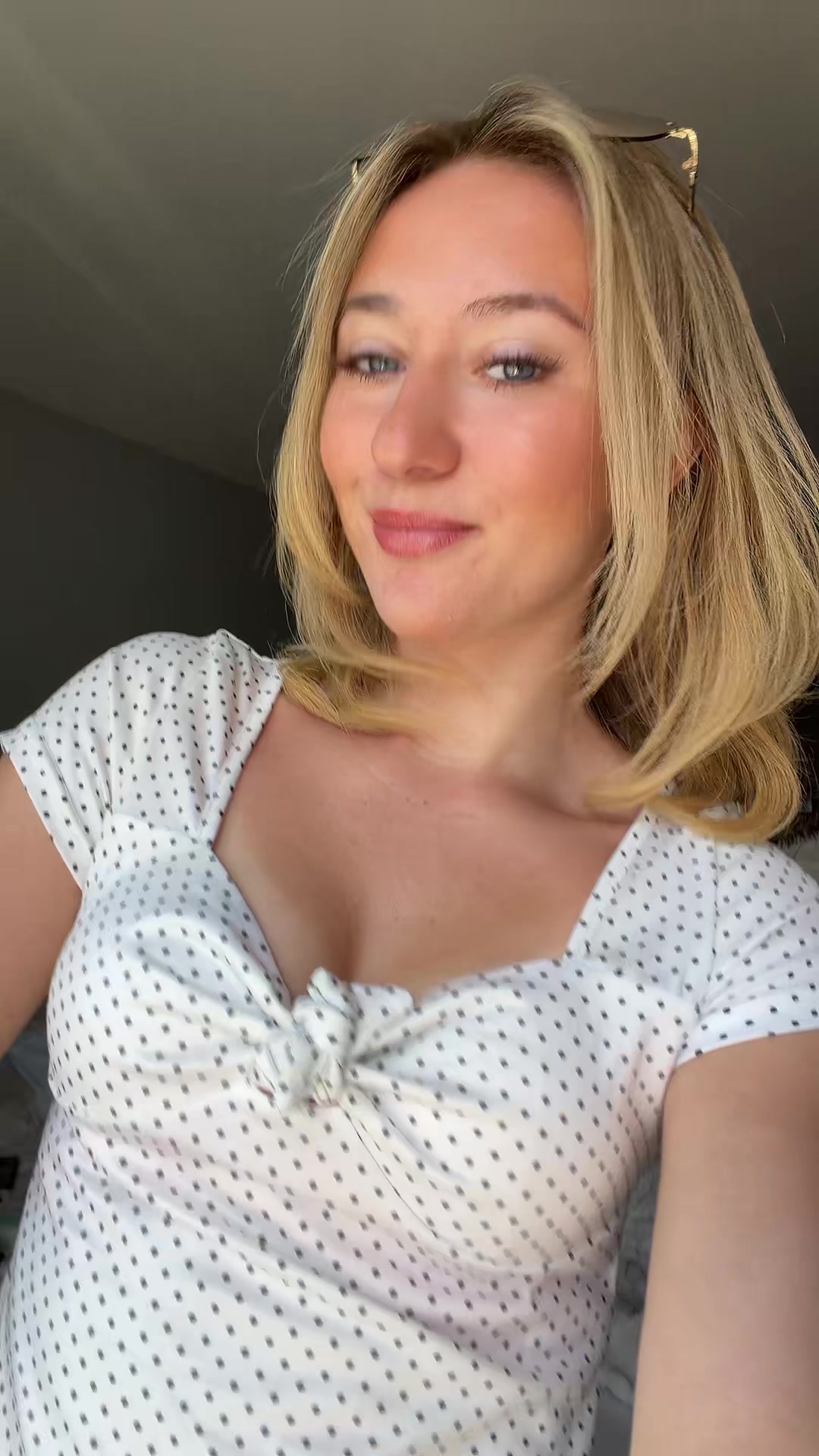 @laurenlavinia_