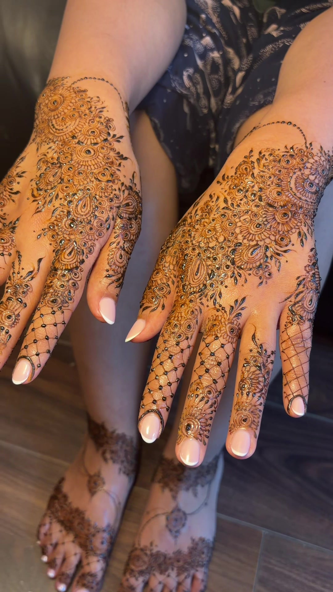 @ਈਸ਼ Mehndi