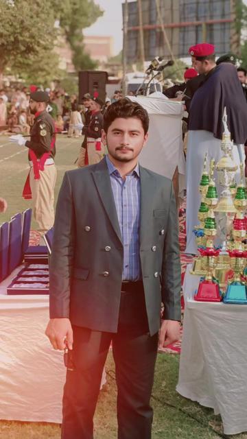 @(❤Ayan Malik(✿♥‿♥)