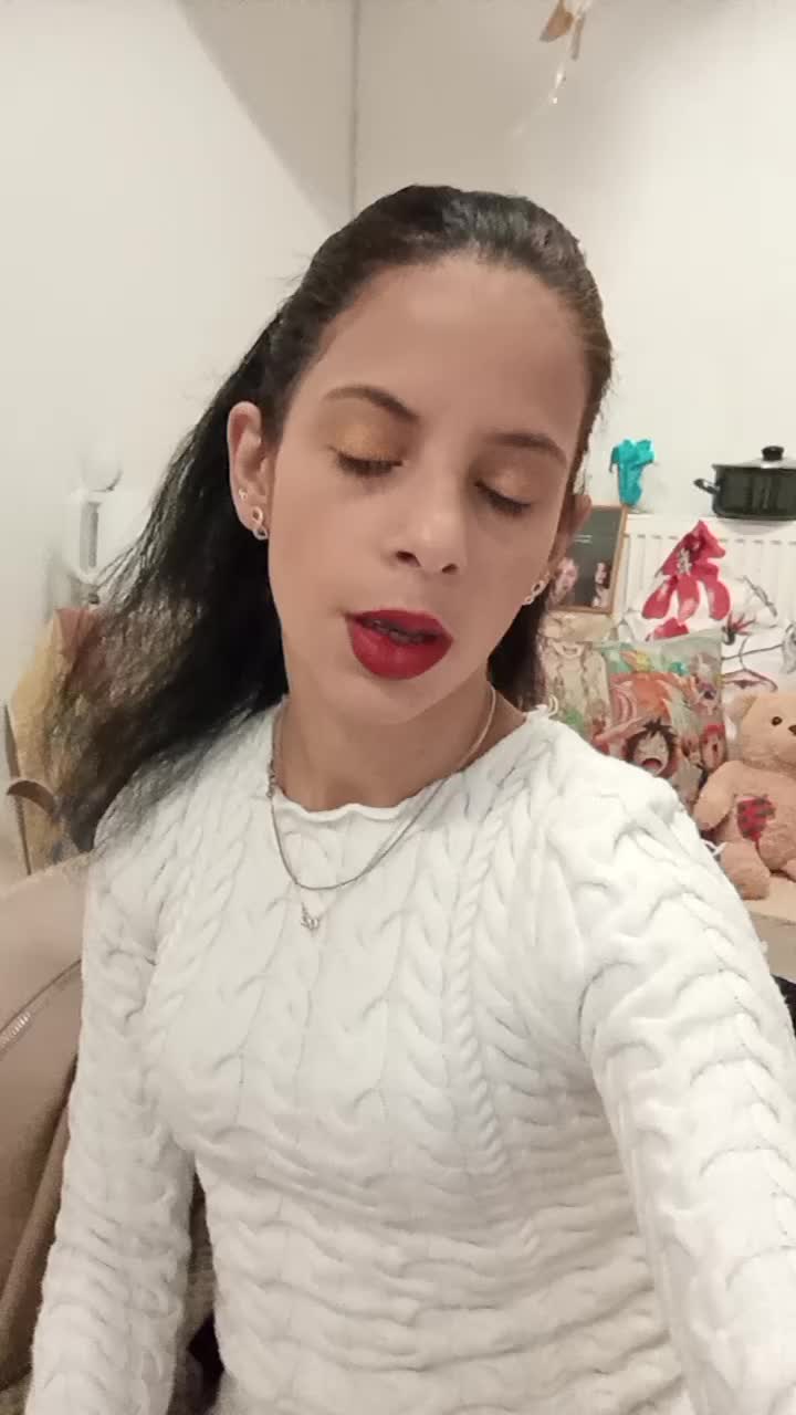 @Mari Bèla