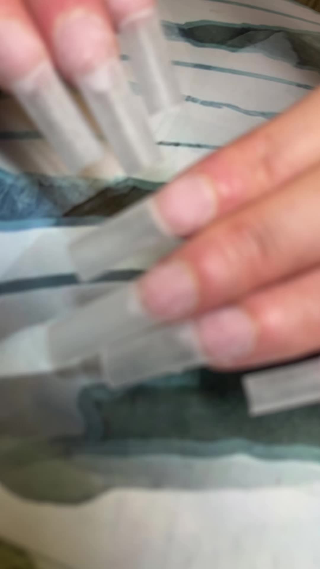 @𝓒𝓱𝓵𝓸𝓮&ensp;𝓬𝓻𝓲𝓷𝓷𝓲𝓸𝓷🤍