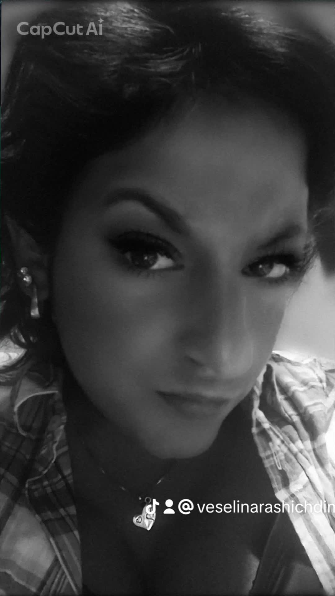 @Veselina Rashich - D
