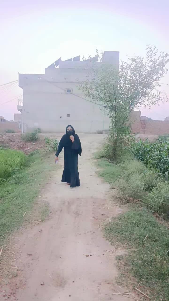 @꧁❤️PIYARI PARVEEN❤️𒈞꧂