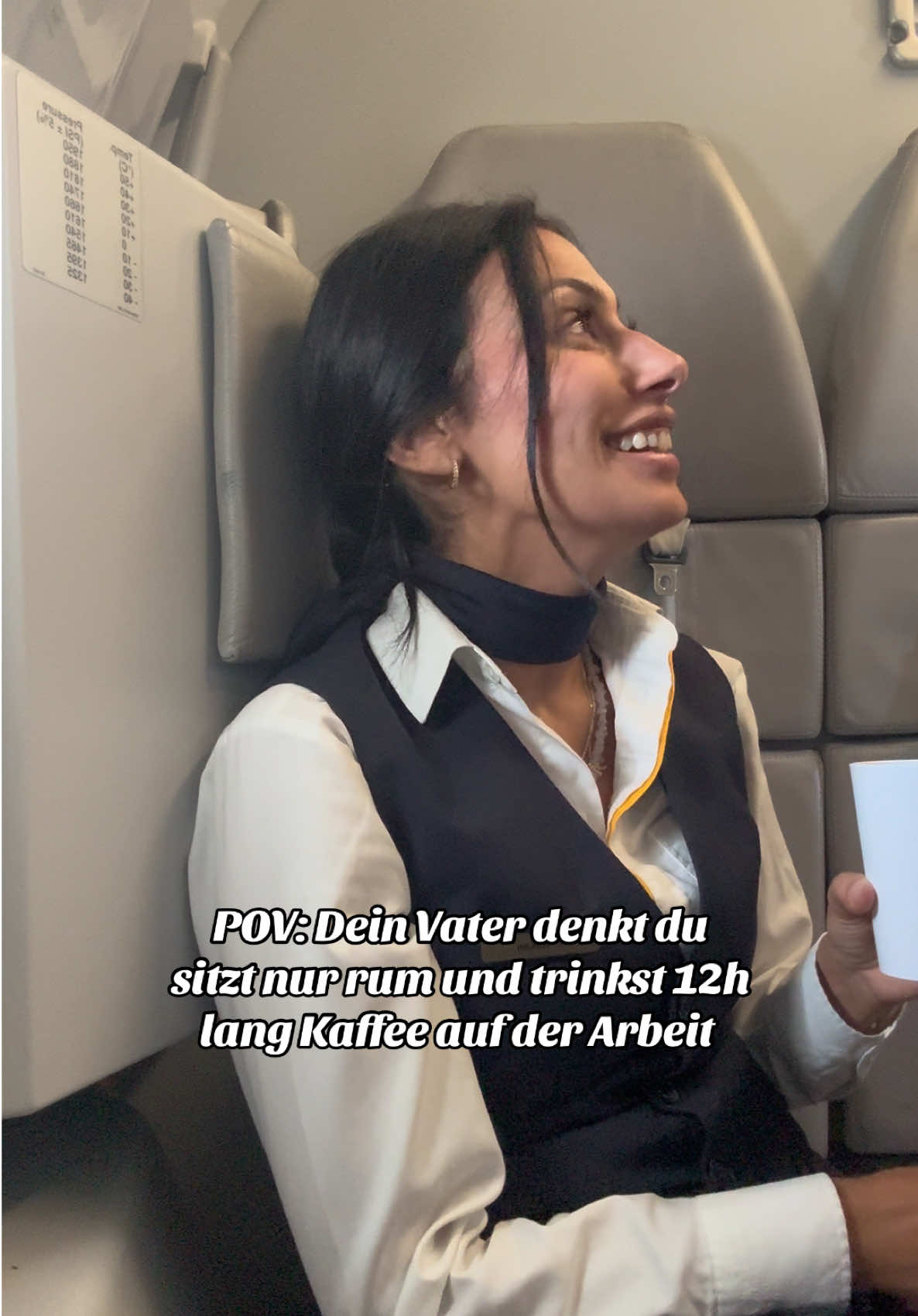 @Aylin🤍 Flight Attendant