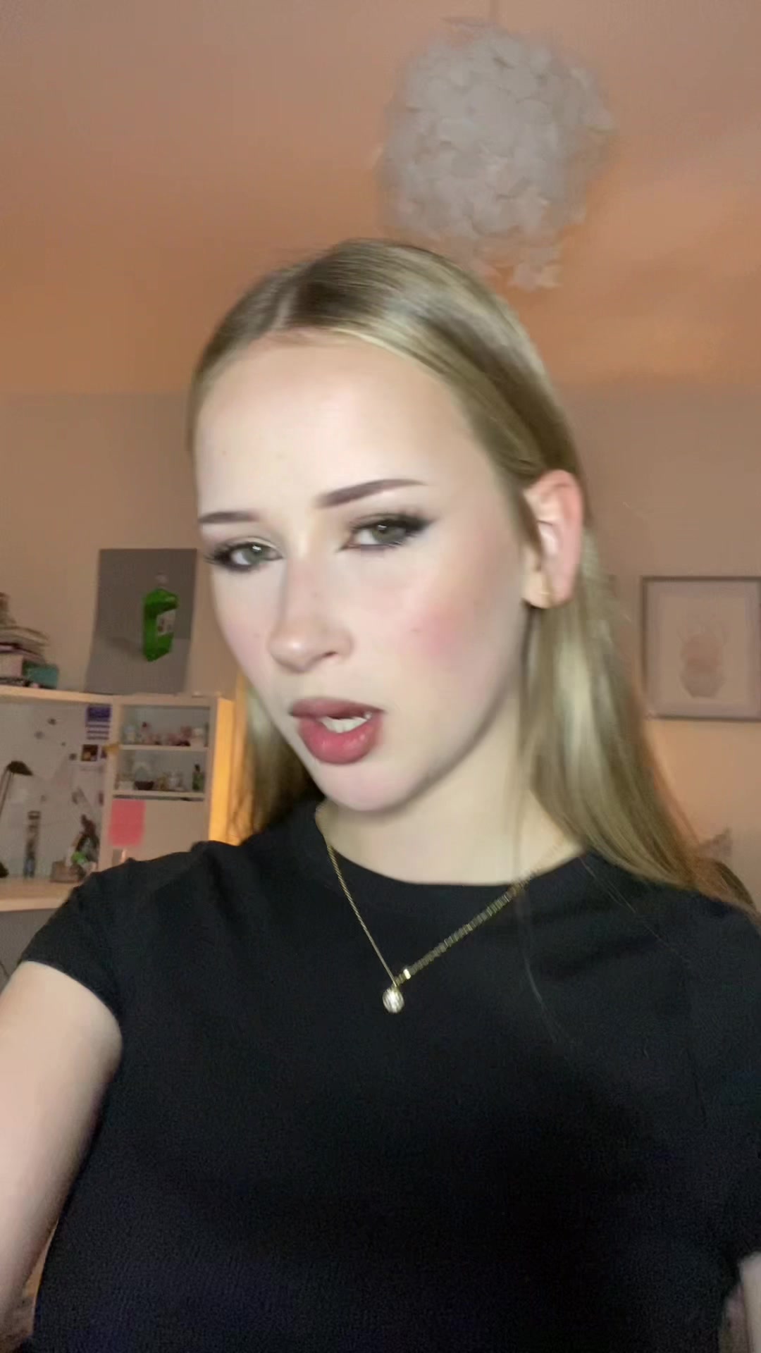 @MU.Ava