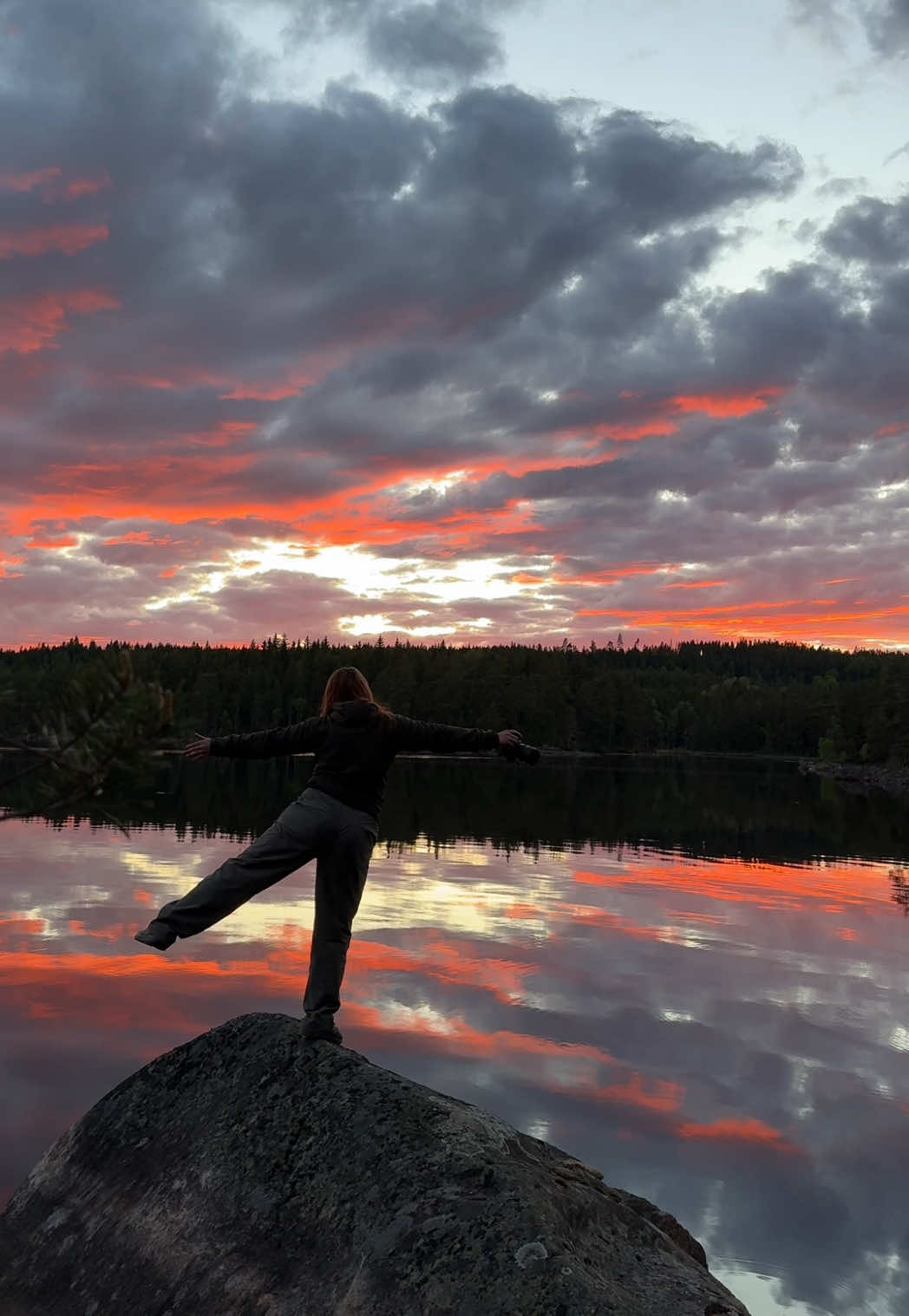 @wanderwithNikki