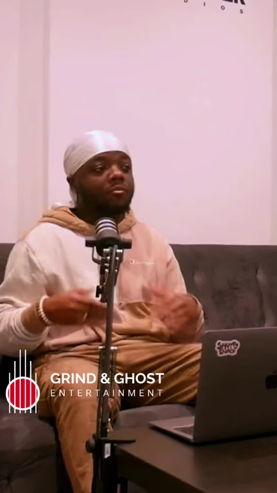 @G N G