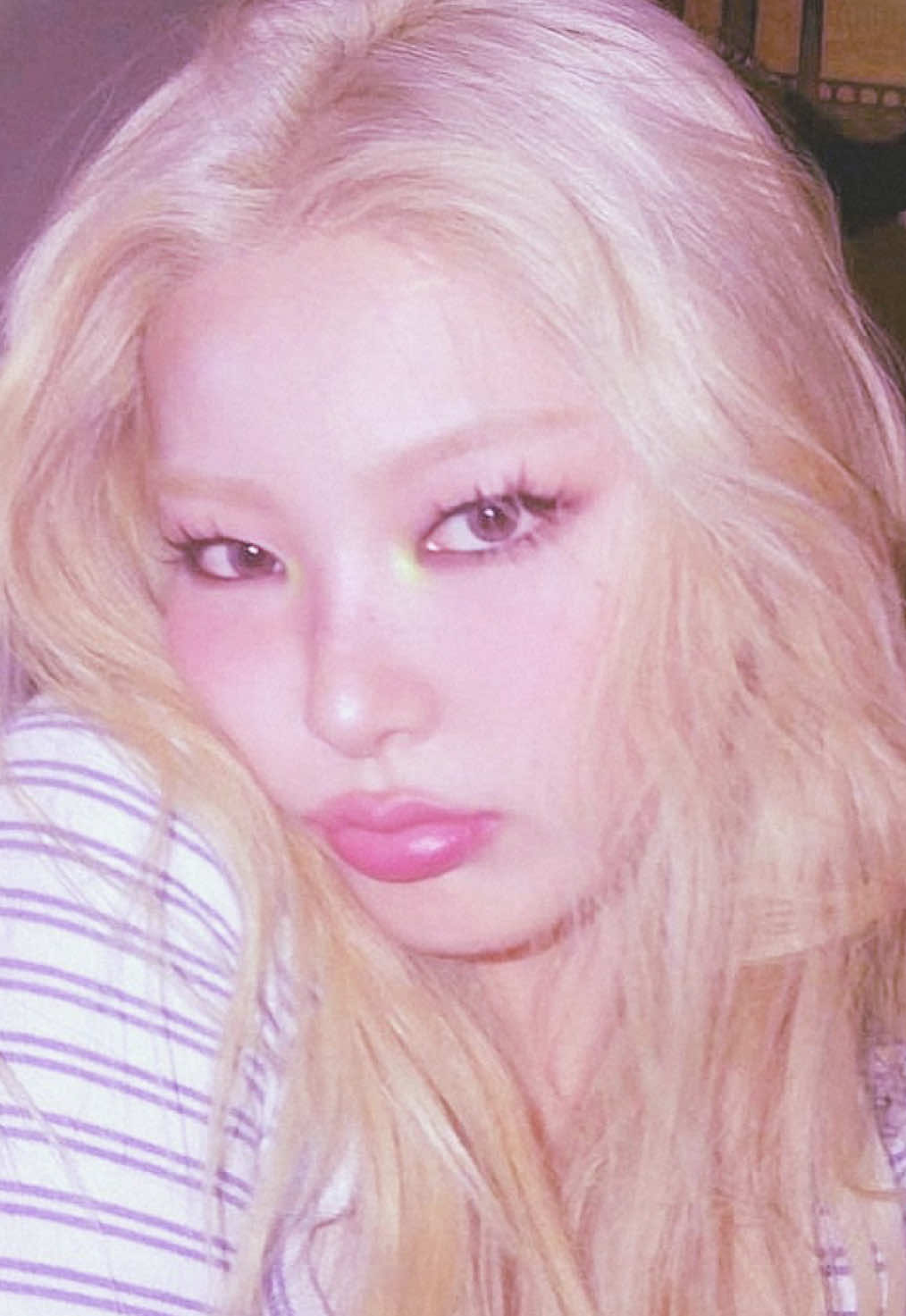 @Liv ⋆˚࿔ - 리브 scp & template