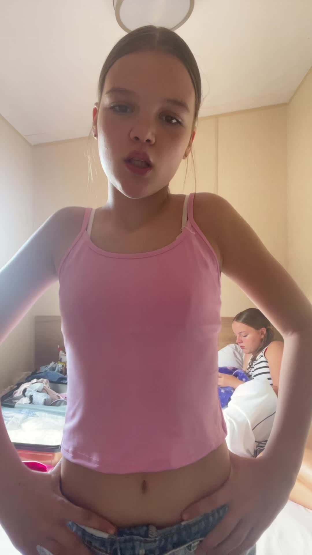@𝐝𝐚𝐫𝐥𝐚 ! 🤸