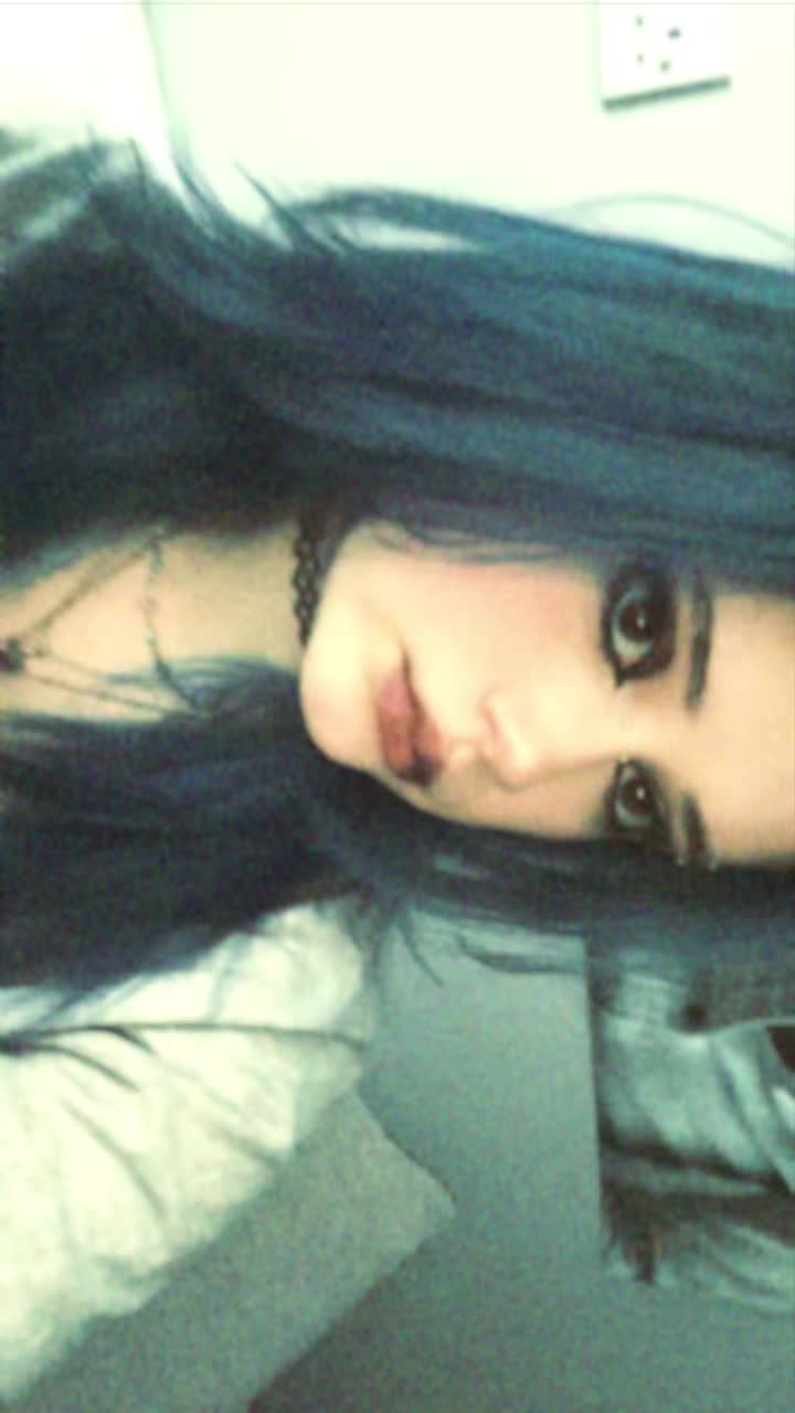 @Becca M <33