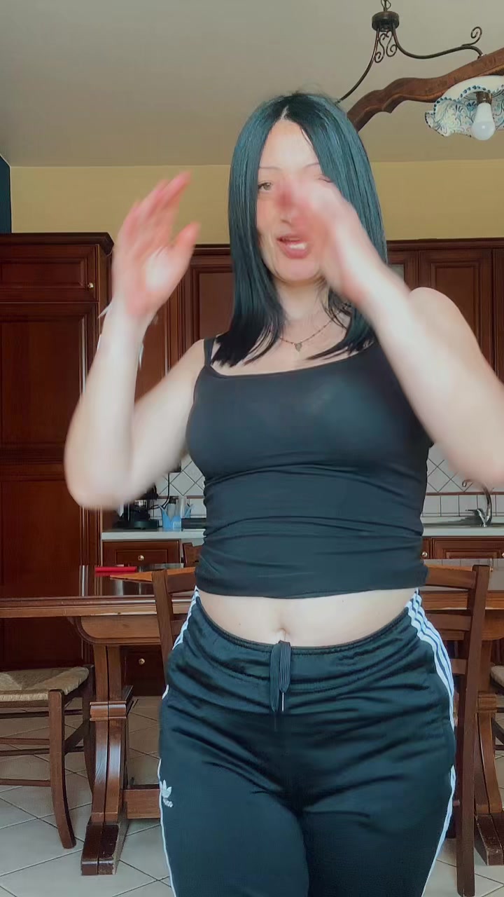 @Laura Costanzo