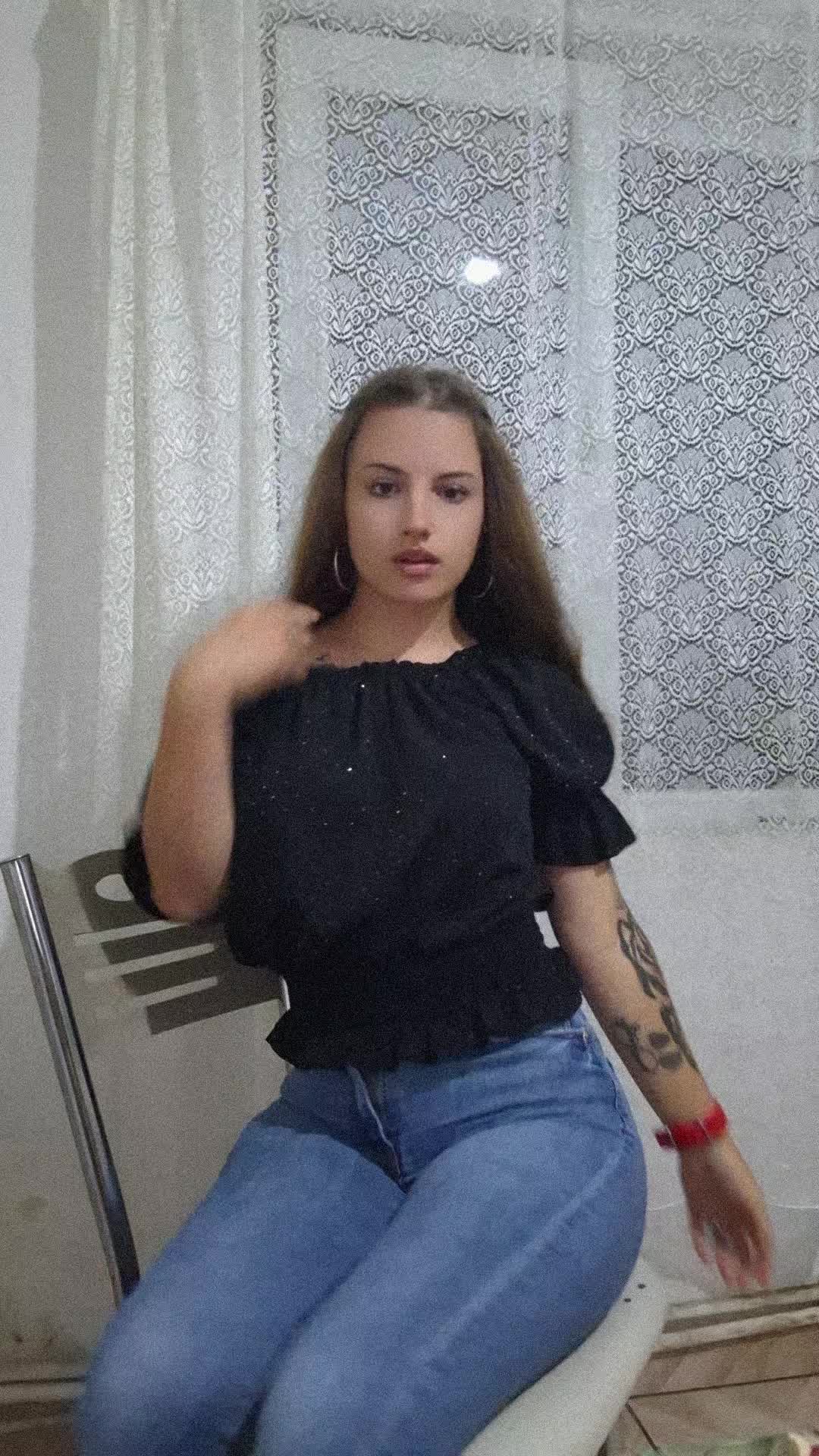 @&hearts;️Karol & Răzvy C&hearts;️