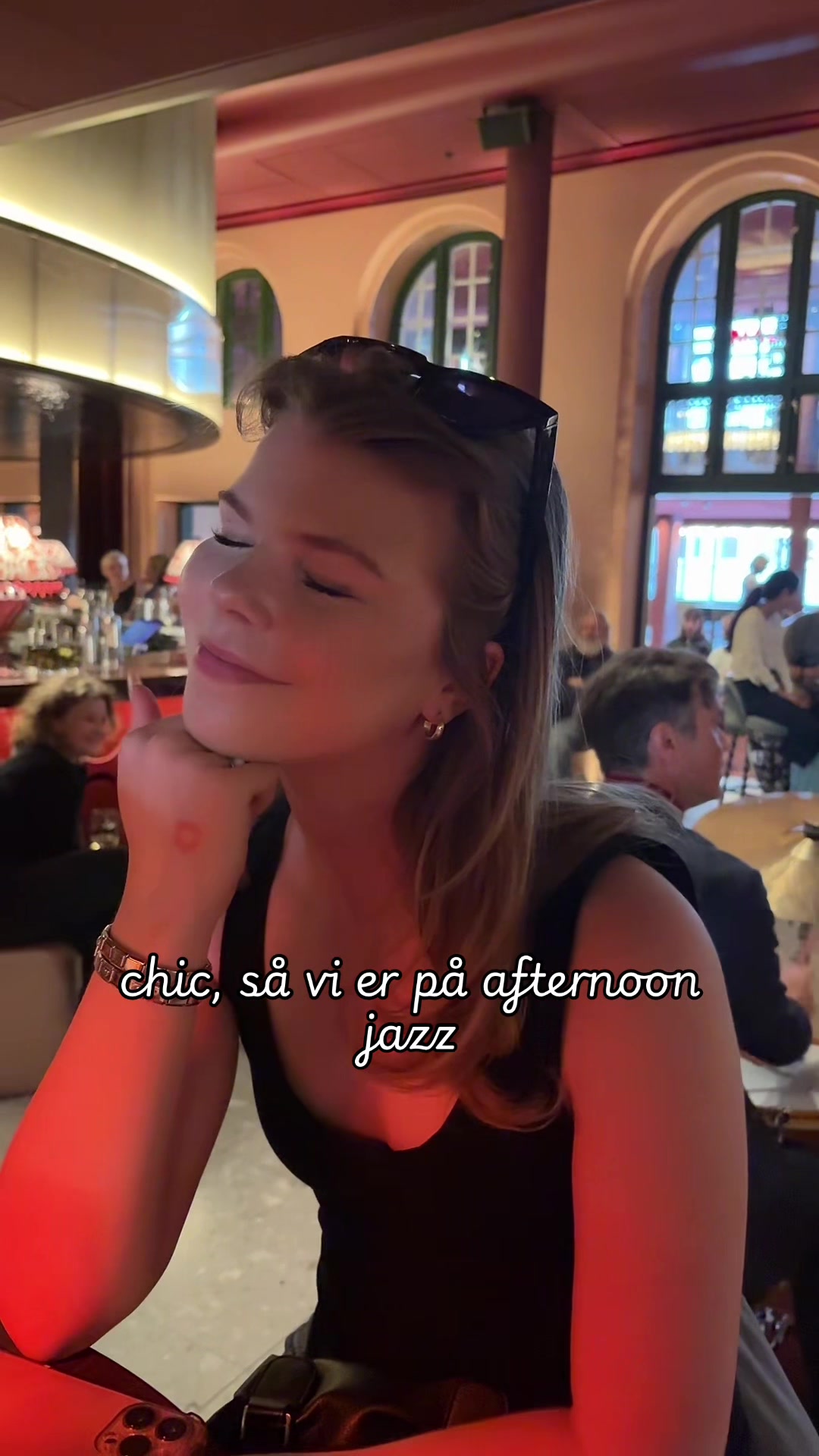 @JENNY TOMINE