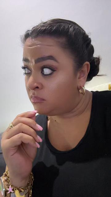 @Geeked&Gorgeous09🇬🇧🇱🇰