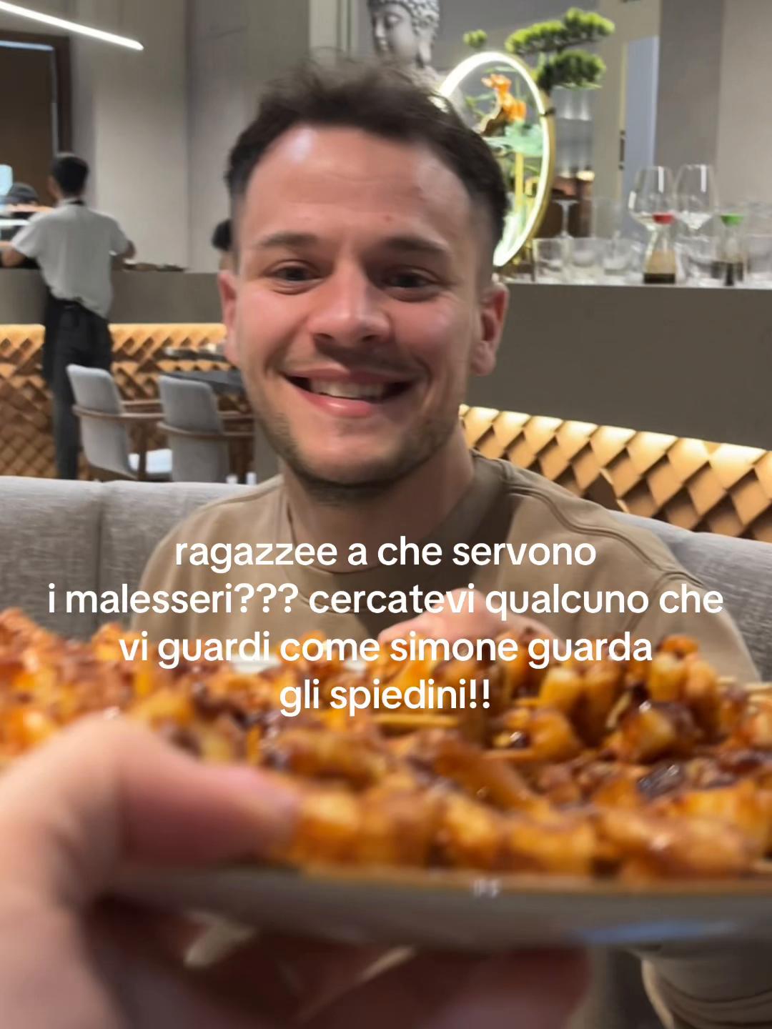 @nicole