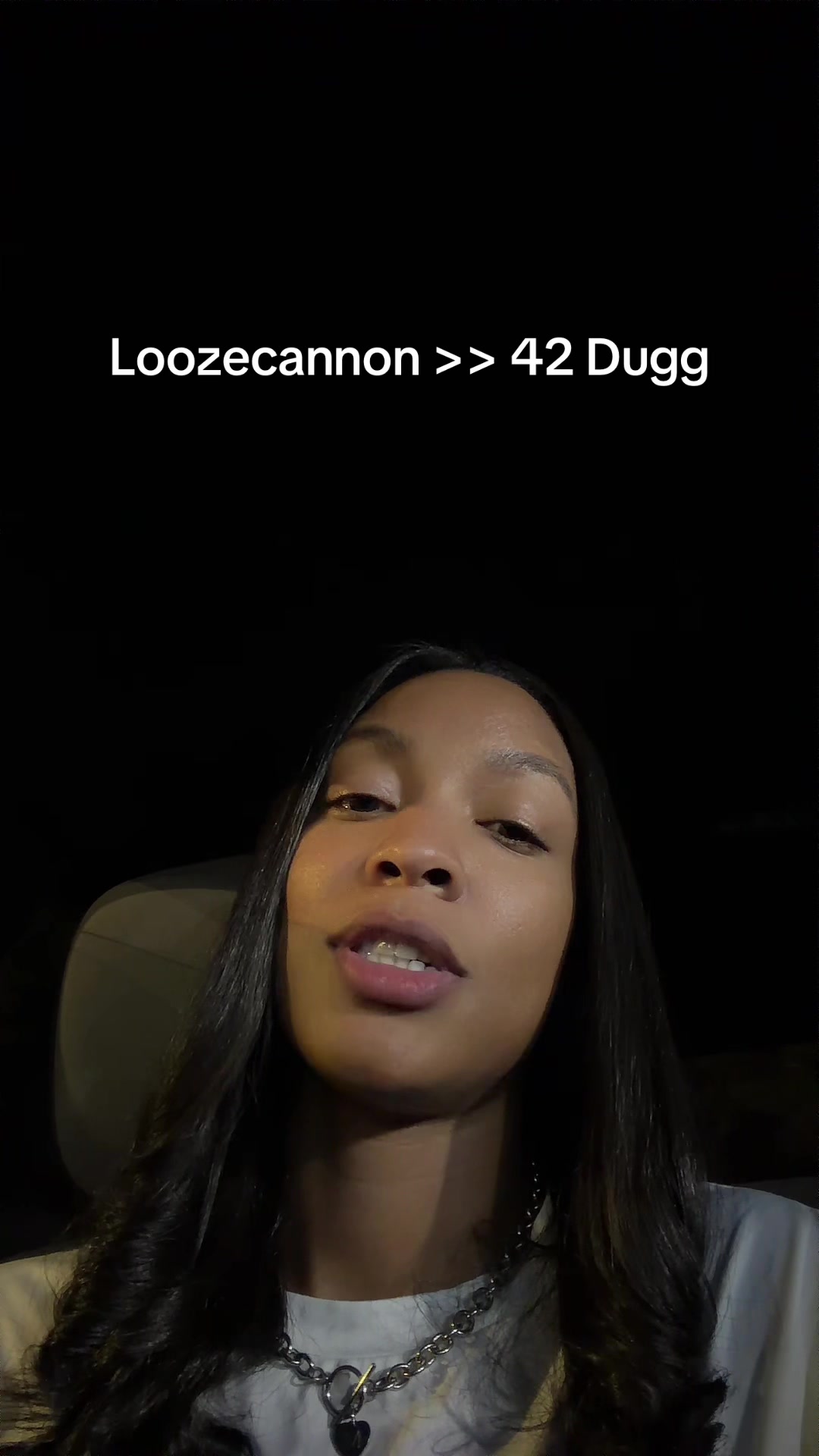 @AshMona