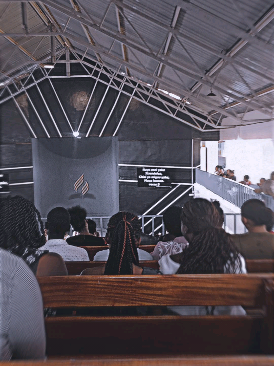 @📚ÕGÅRÓ_ISÀAC🇰🇪