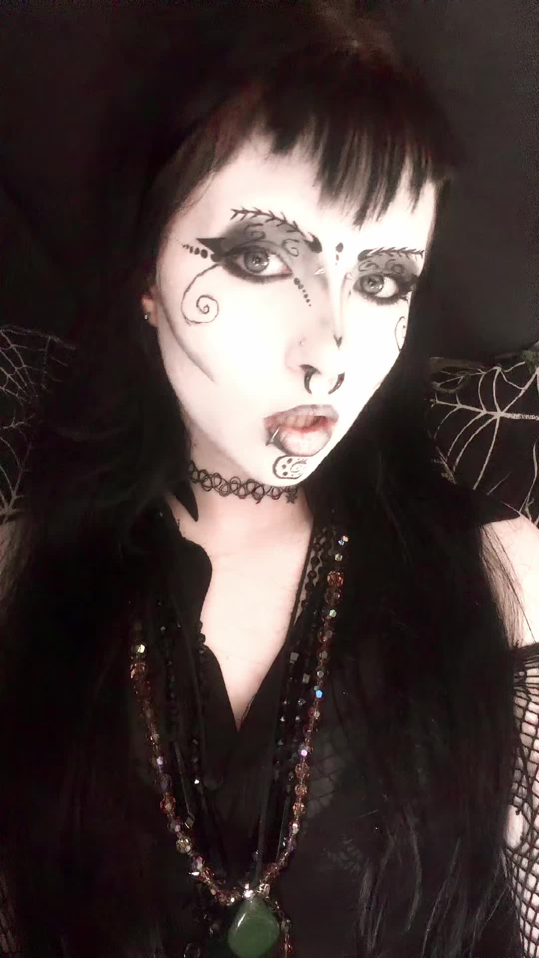 @⚔️🦇s̷ɨɇn̷n̷a̷🧛🏻♀️🐈⬛