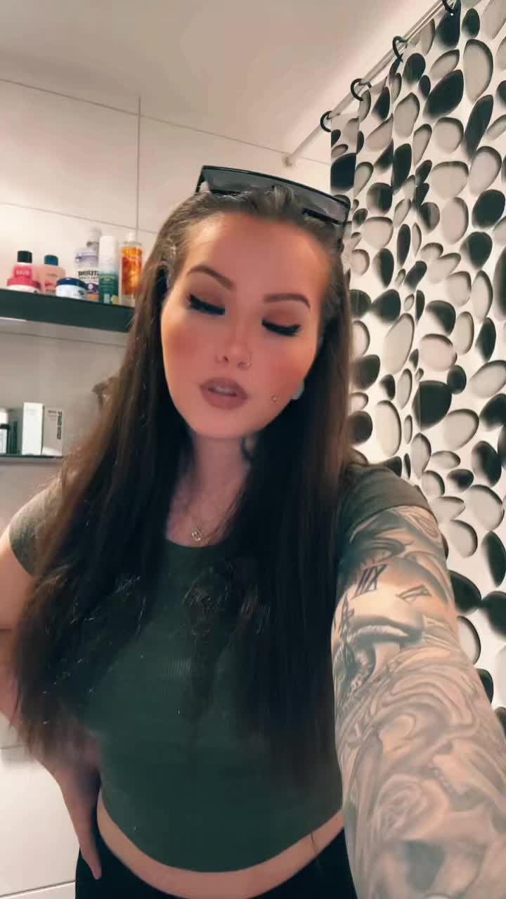 @Vanessa