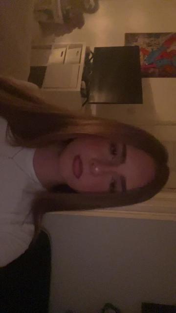 @⍟ katie ⍟