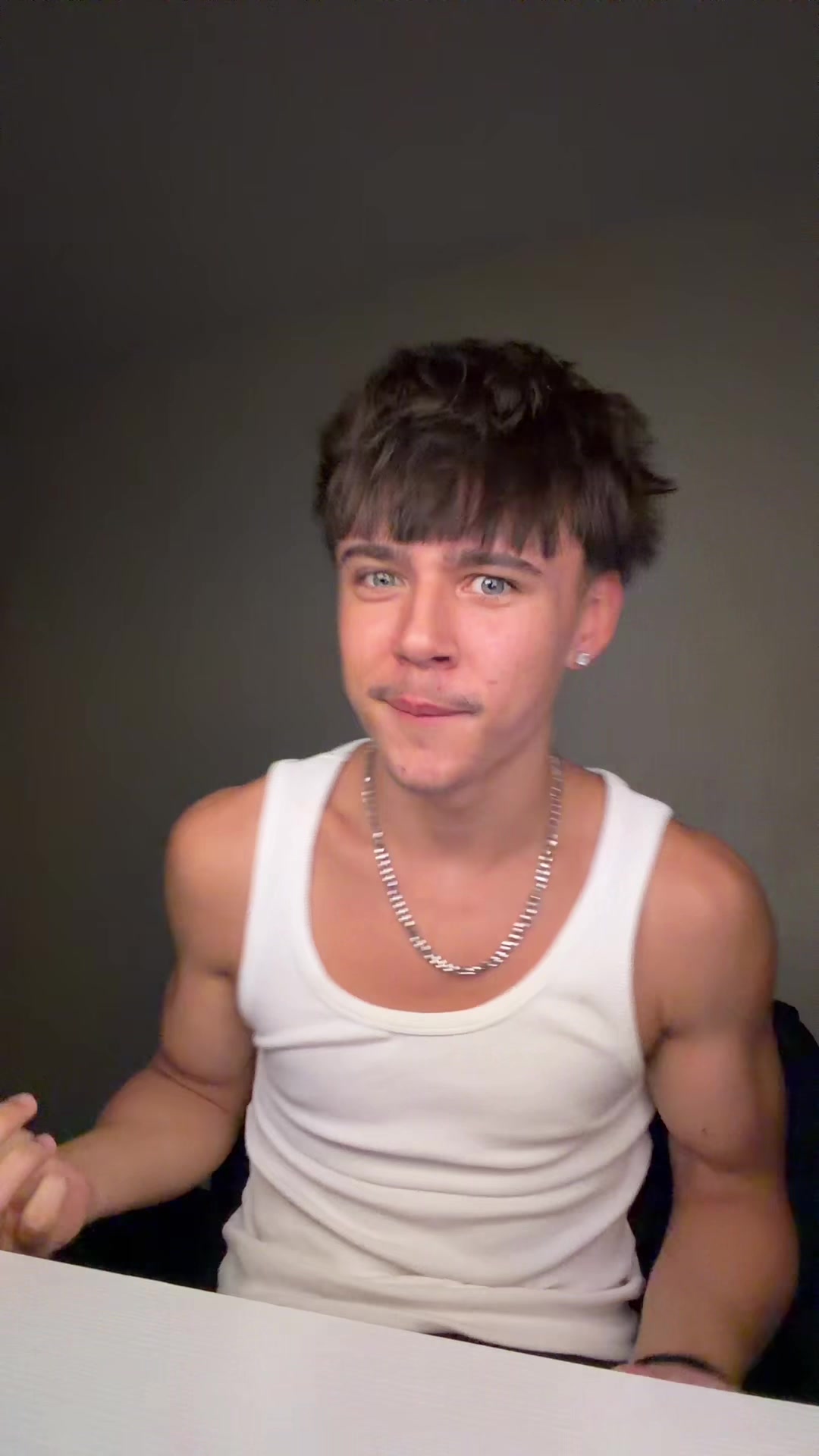 @richyidk