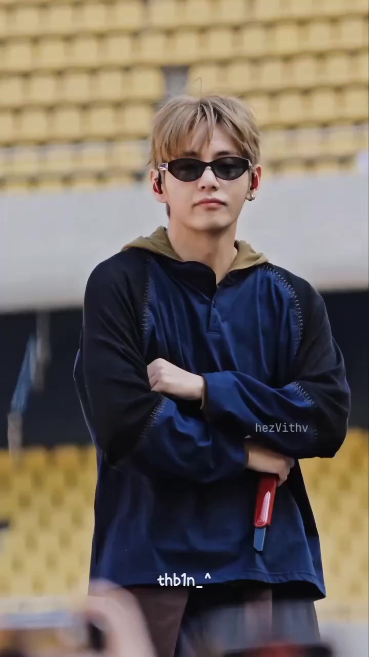 @hezvithv