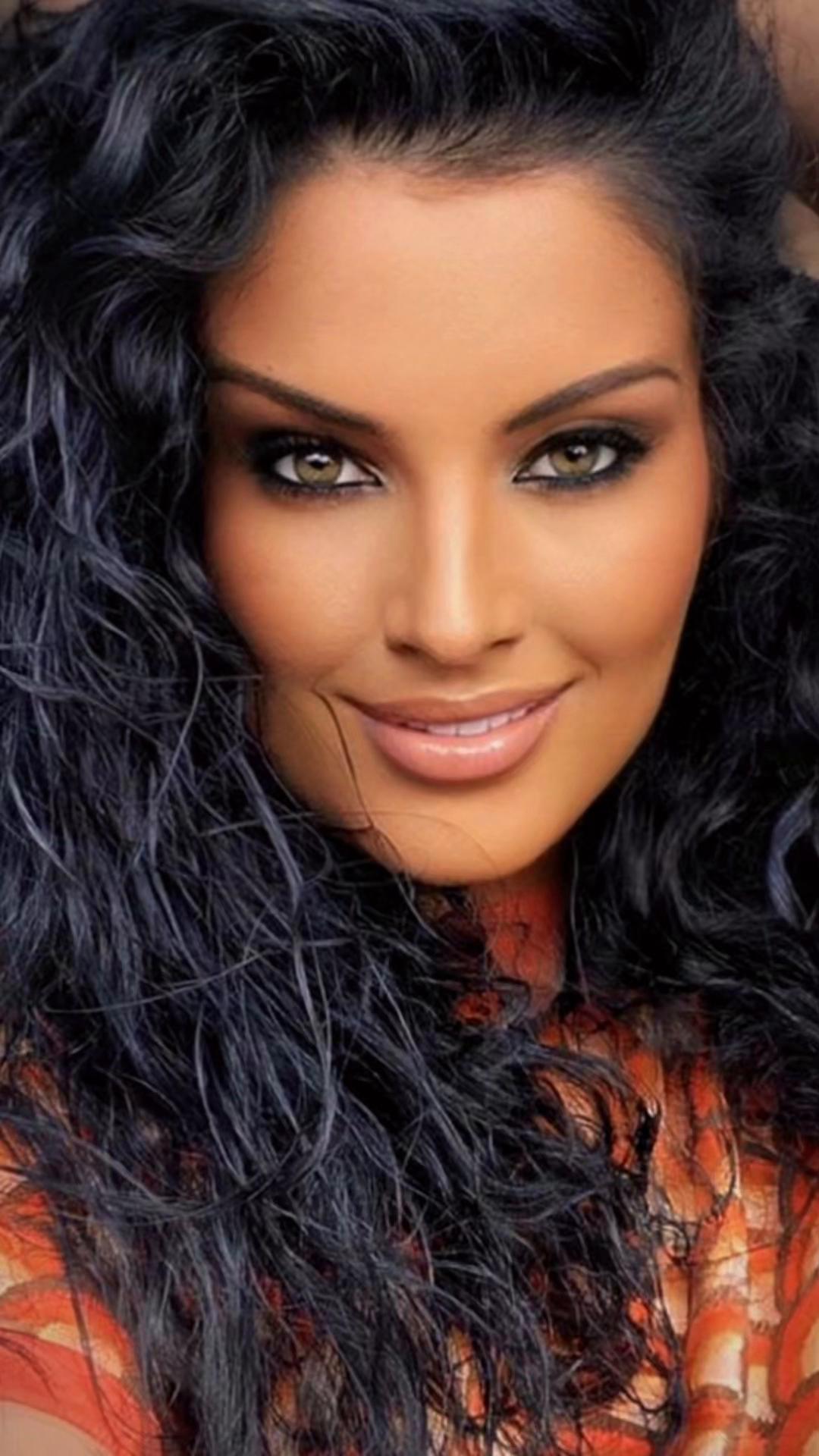 @Ramona M Adriana