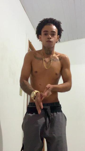 @Tchelinho Silva