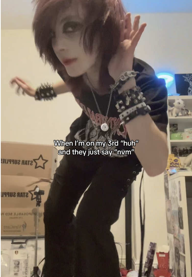 @Finleyyyy {🎒🌀- ⛑️🔪}