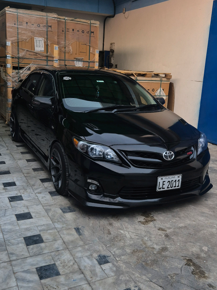@👑 K H &Lambda; ₩ &Lambda; R 👑 🚘  🏎
