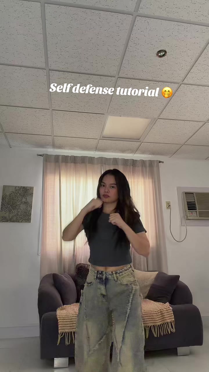@M a r i n e e