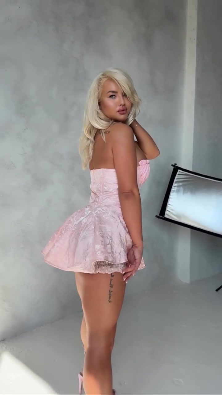 @AlexaRoseee