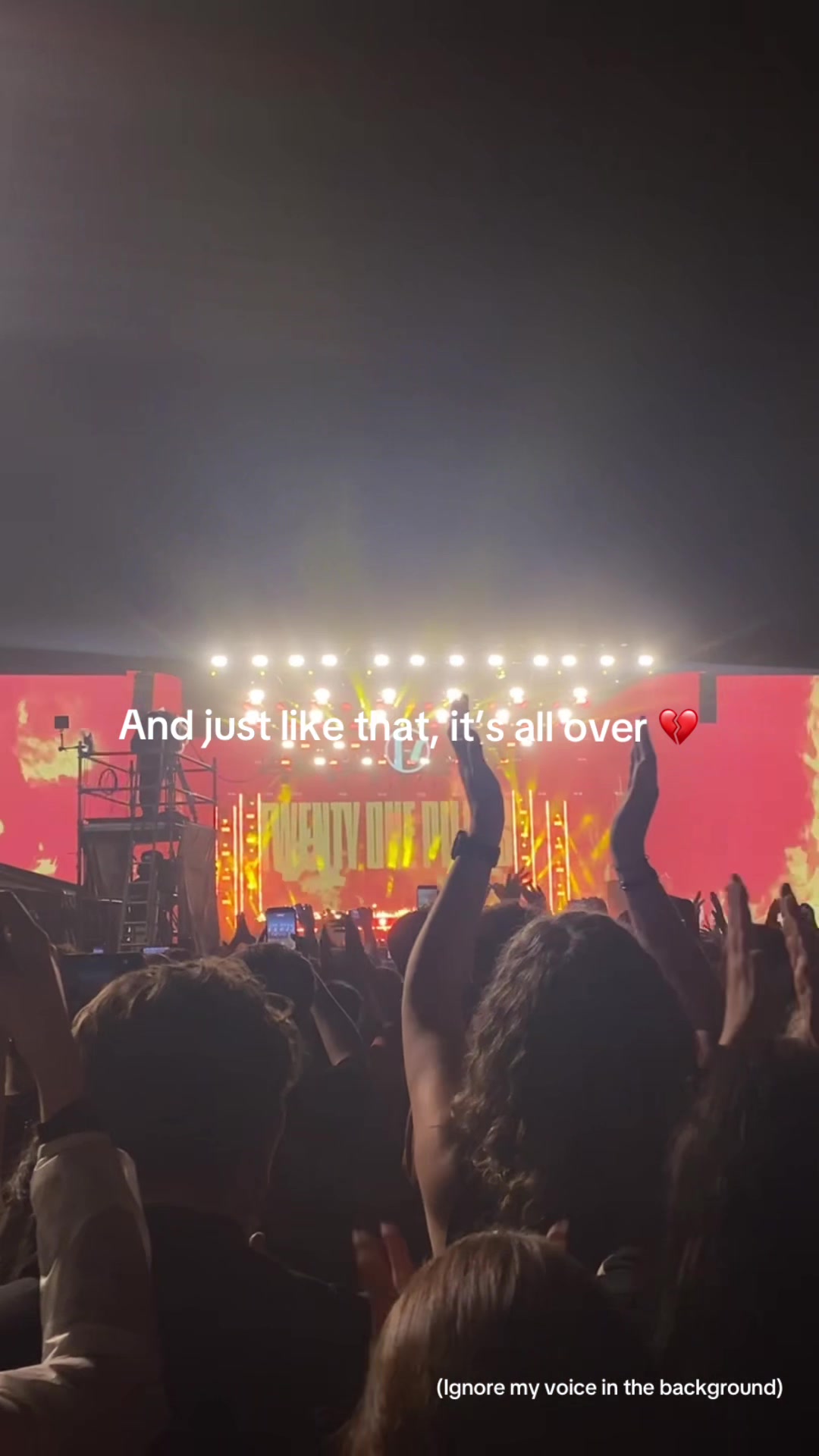 @Bee |-/ 🖤