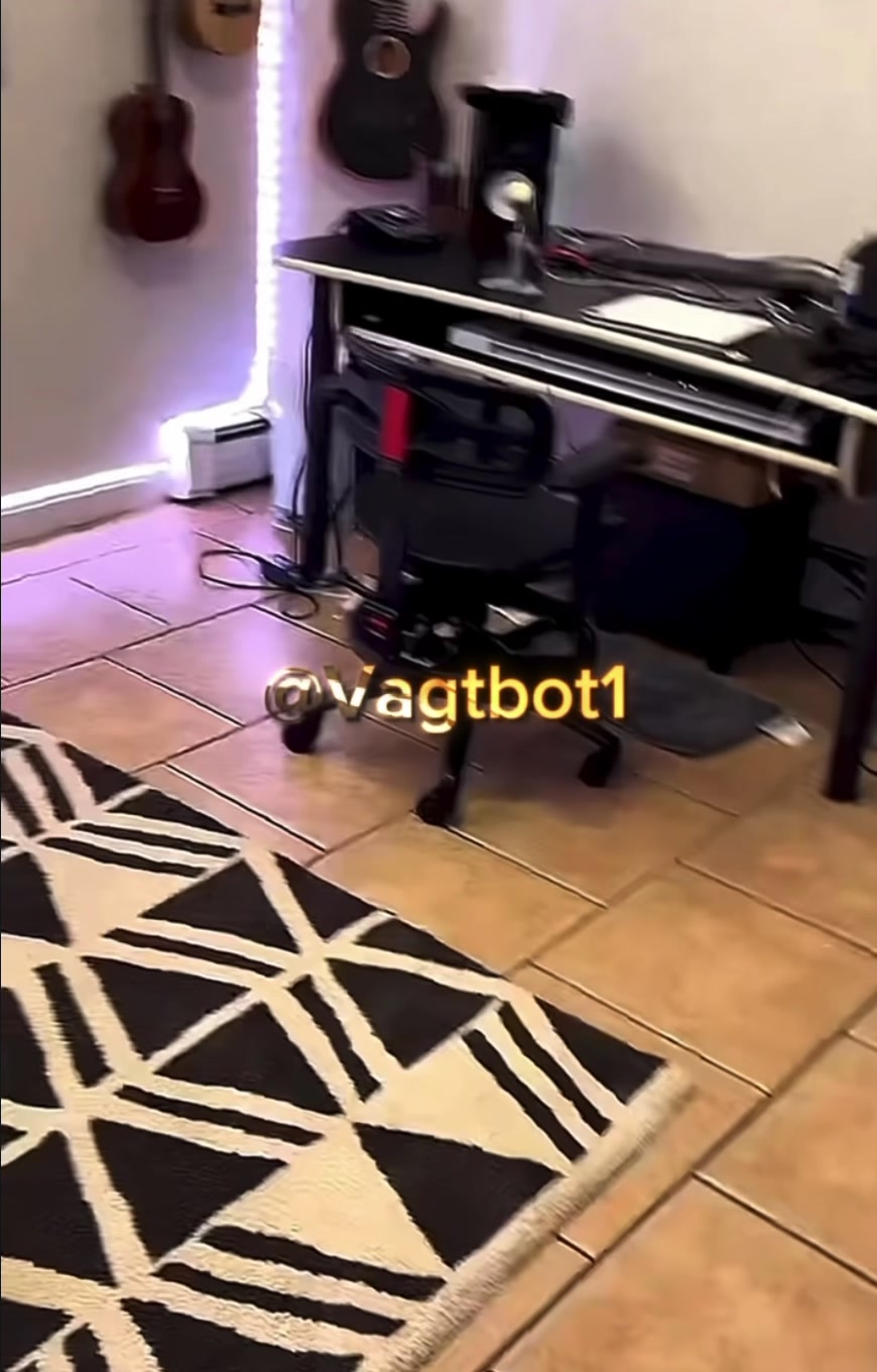 @𝓥𝓪𝓰𝓽