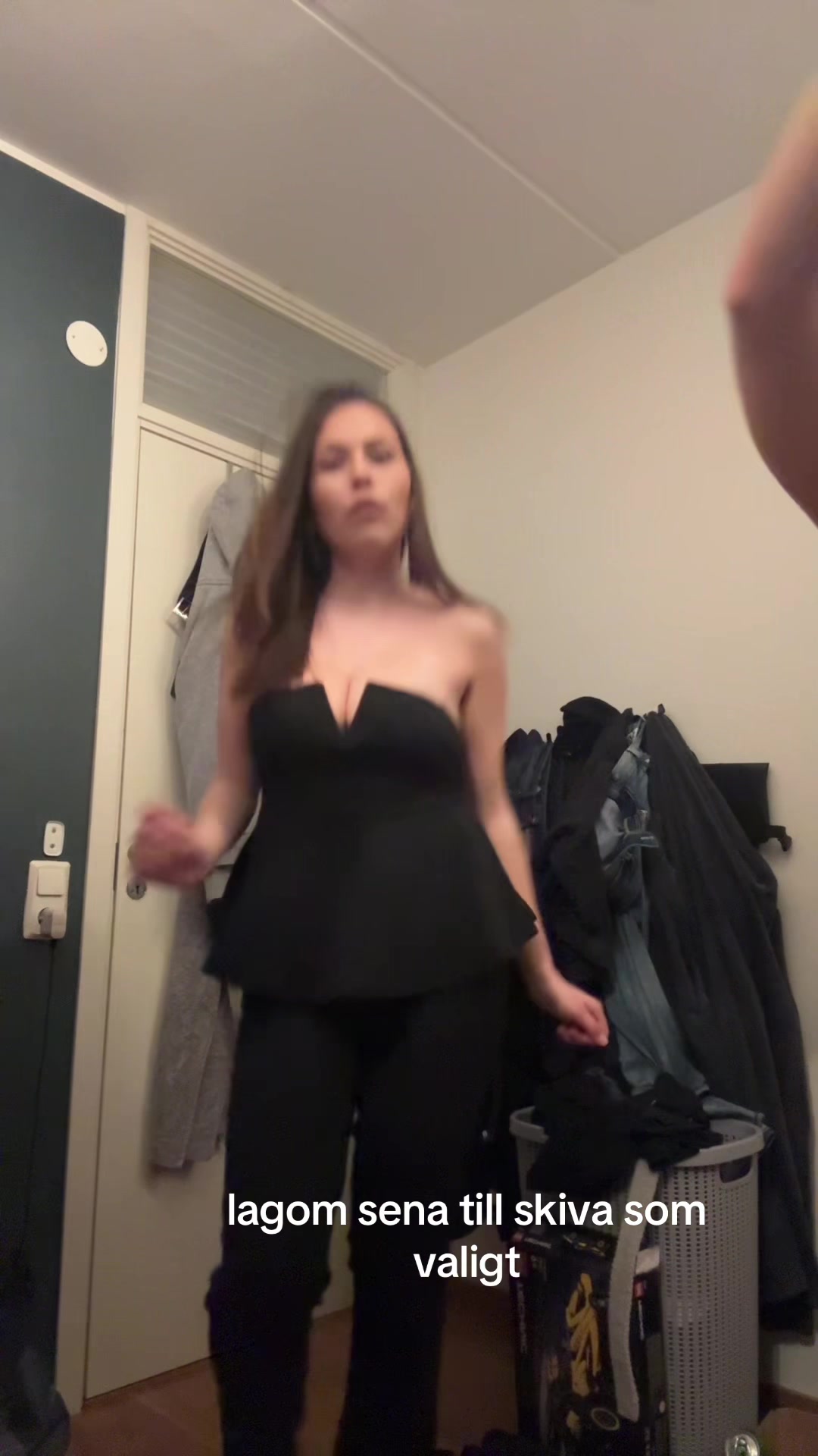 @ellaallk