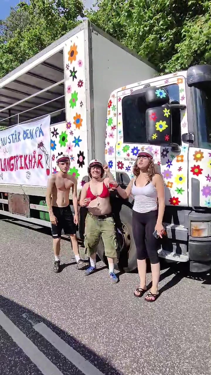 @Sula Studenterkørsel