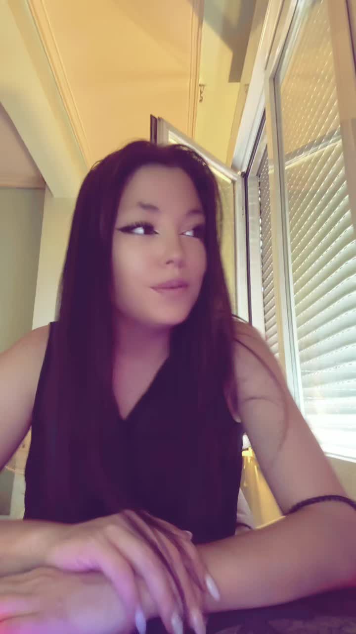 @Señora_acero🦂