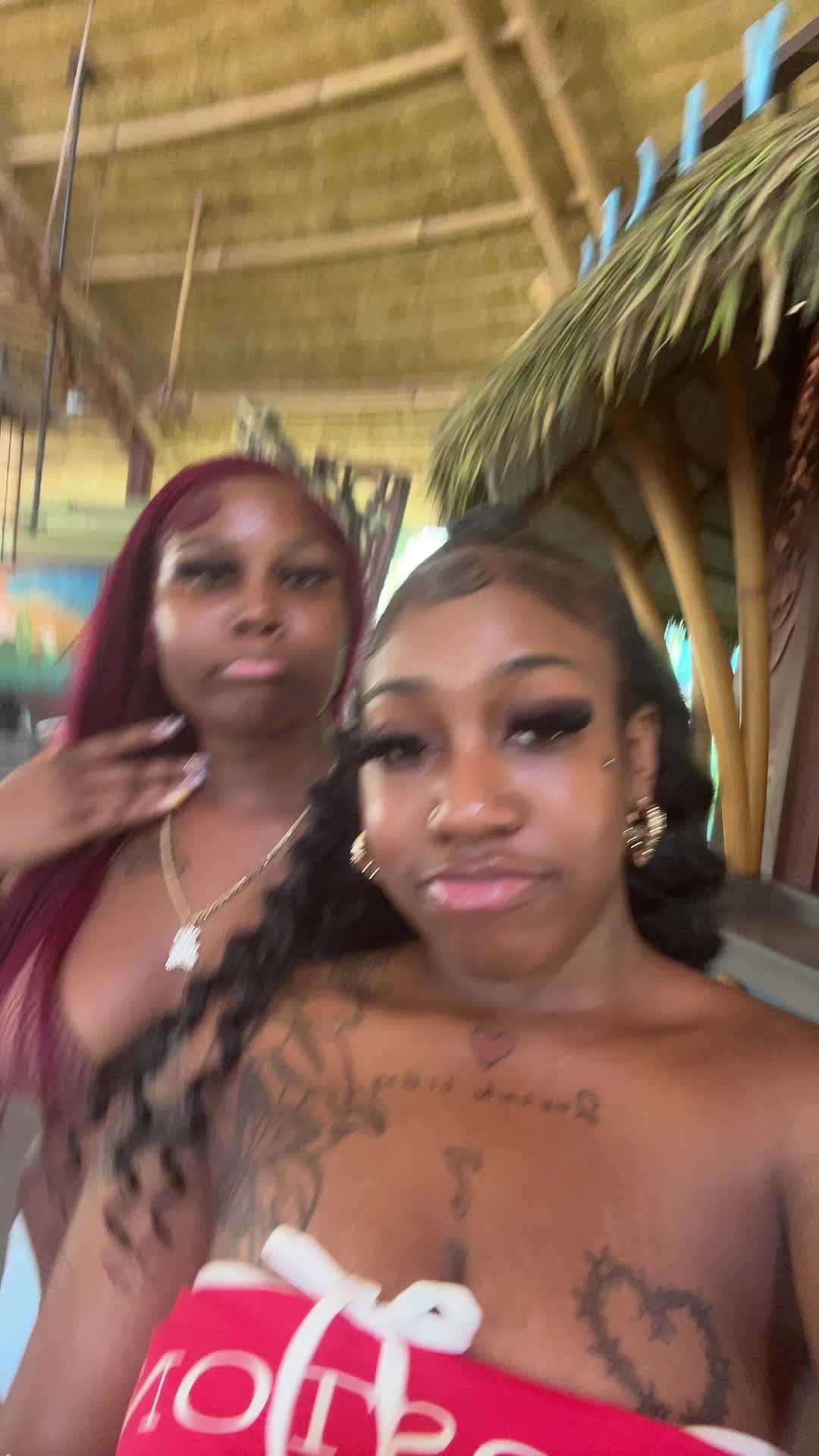 @Rozzay