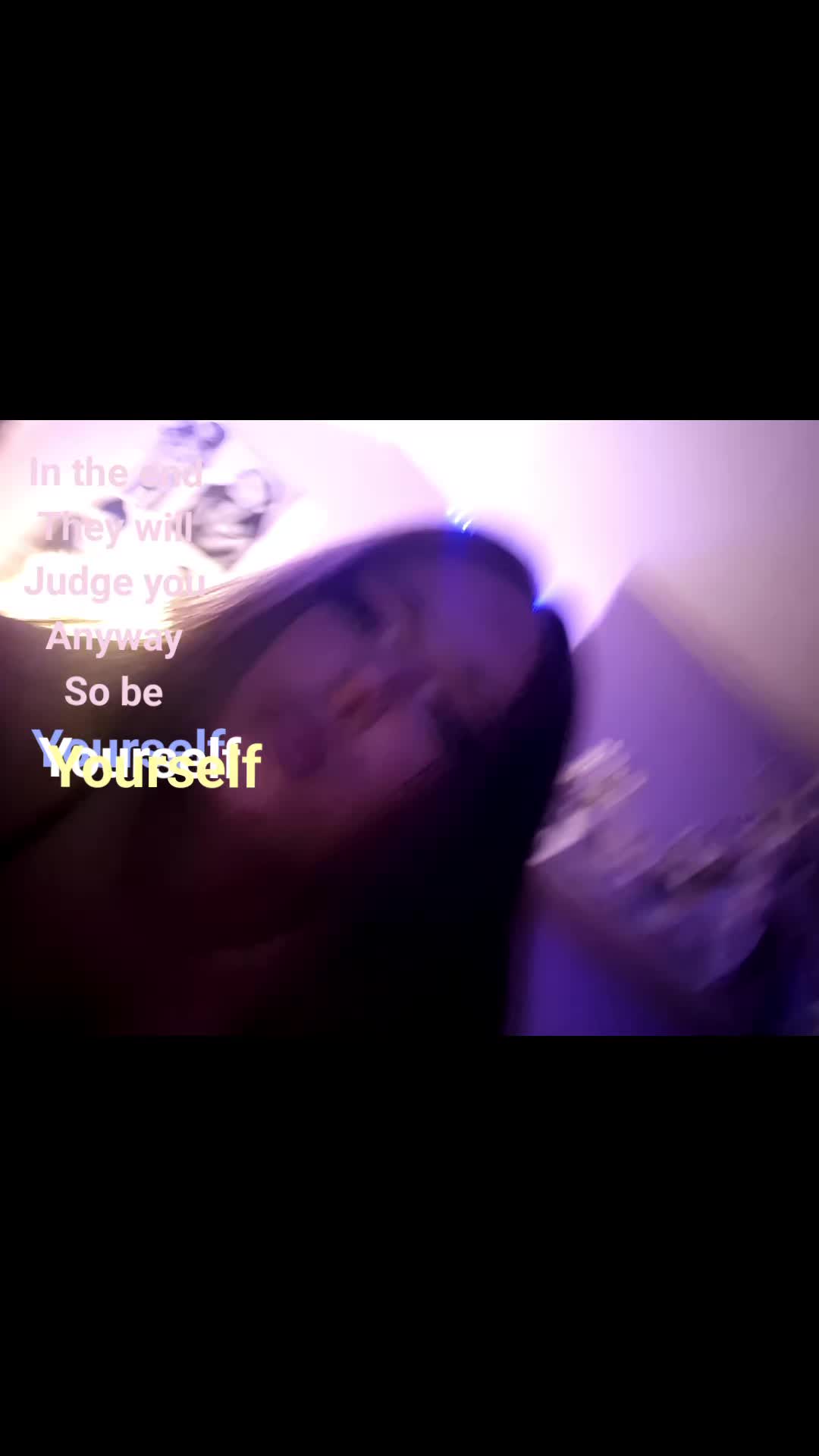 @𝓛𝓞𝓛𝓐🫶🍒🍸